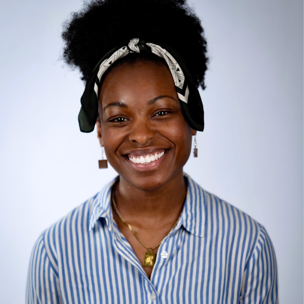 Meet your Posher, Becky